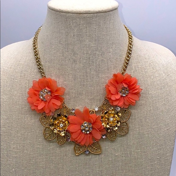 Charming Charlie Jewelry - Charming Charlies Floral Bling Statement Necklace